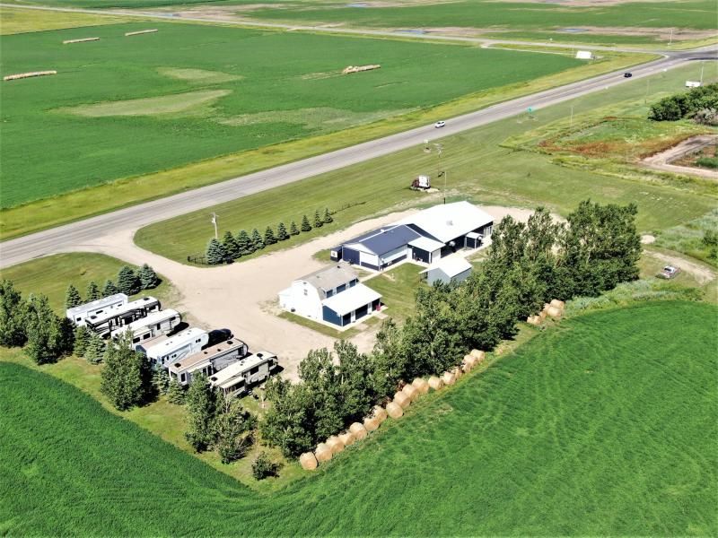 36275 US HWY 12, Ipswich, SD 57451